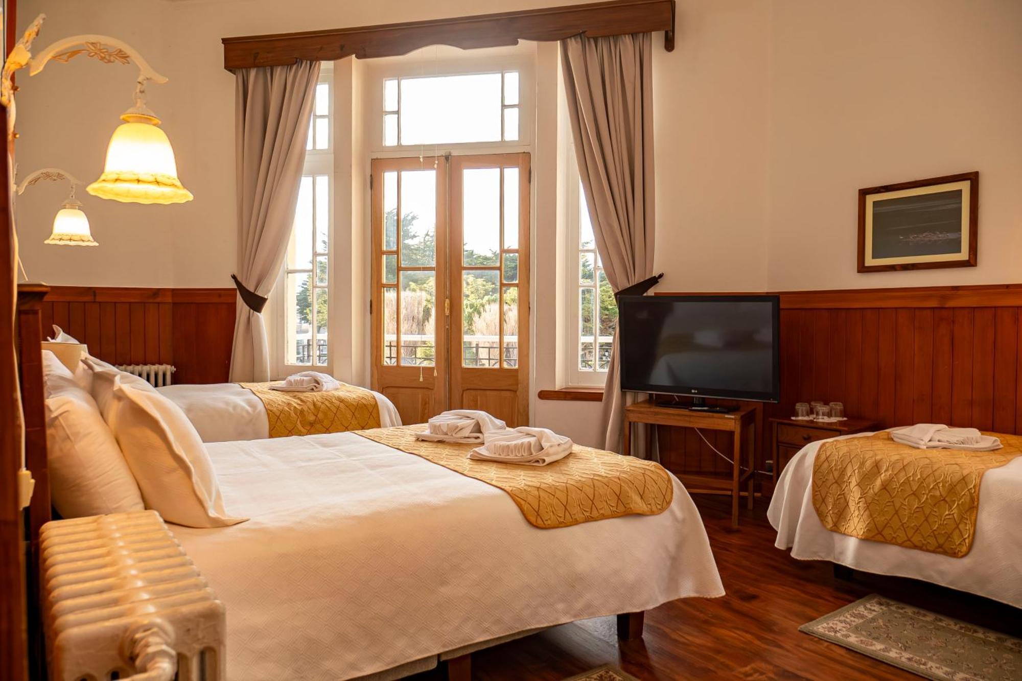 Hotel Plaza Punta Arenas Extérieur photo