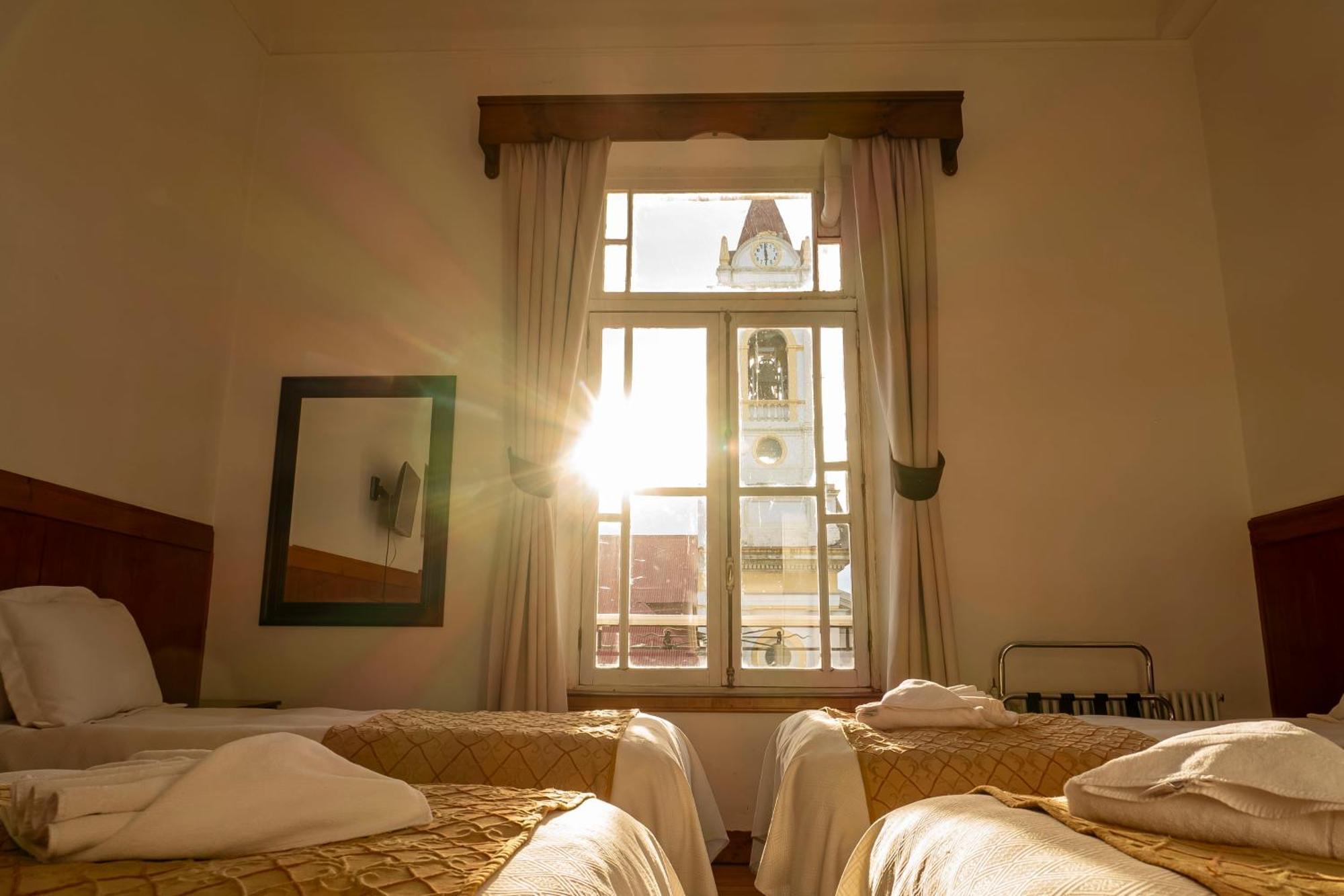 Hotel Plaza Punta Arenas Extérieur photo