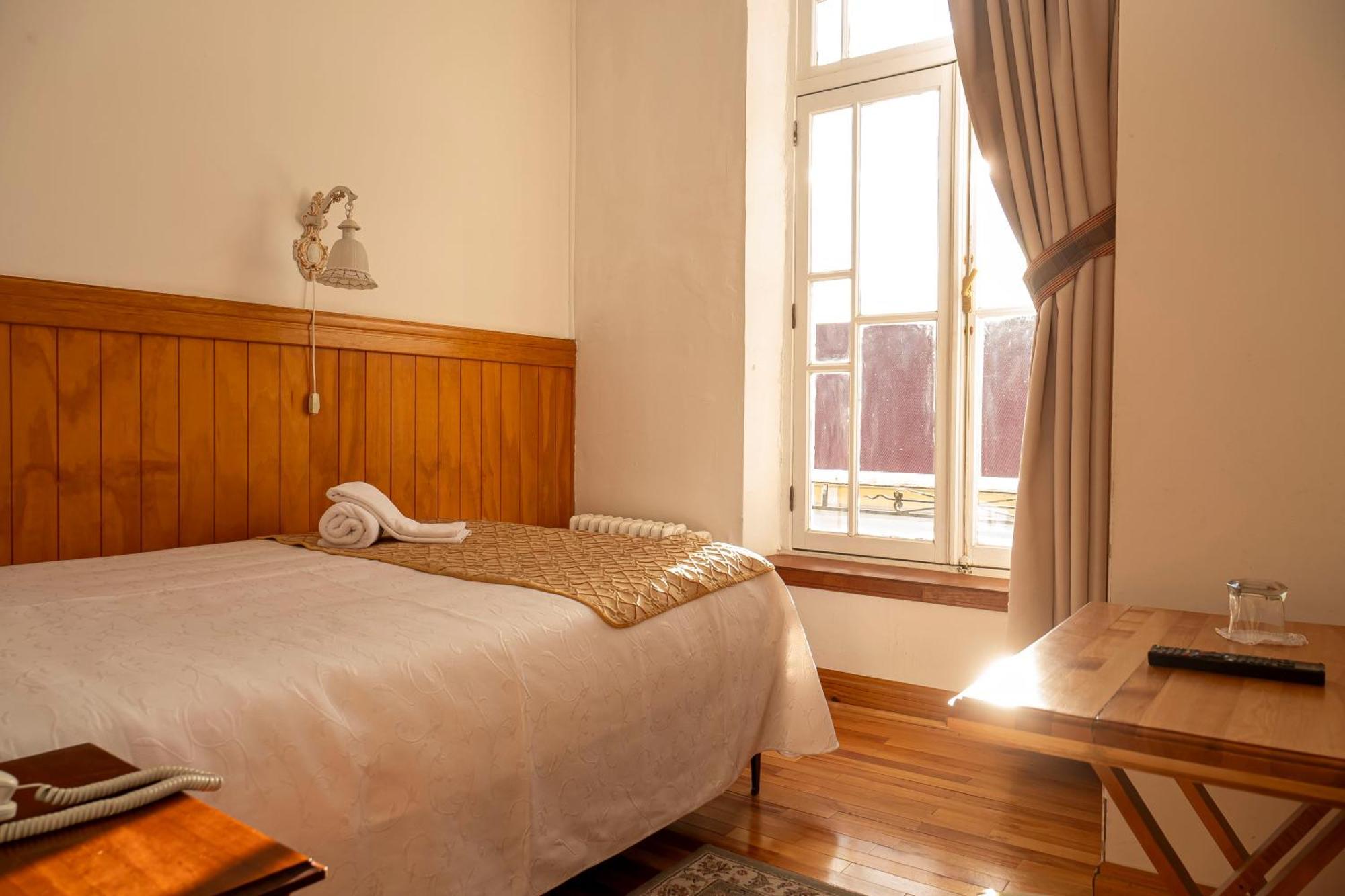 Hotel Plaza Punta Arenas Extérieur photo