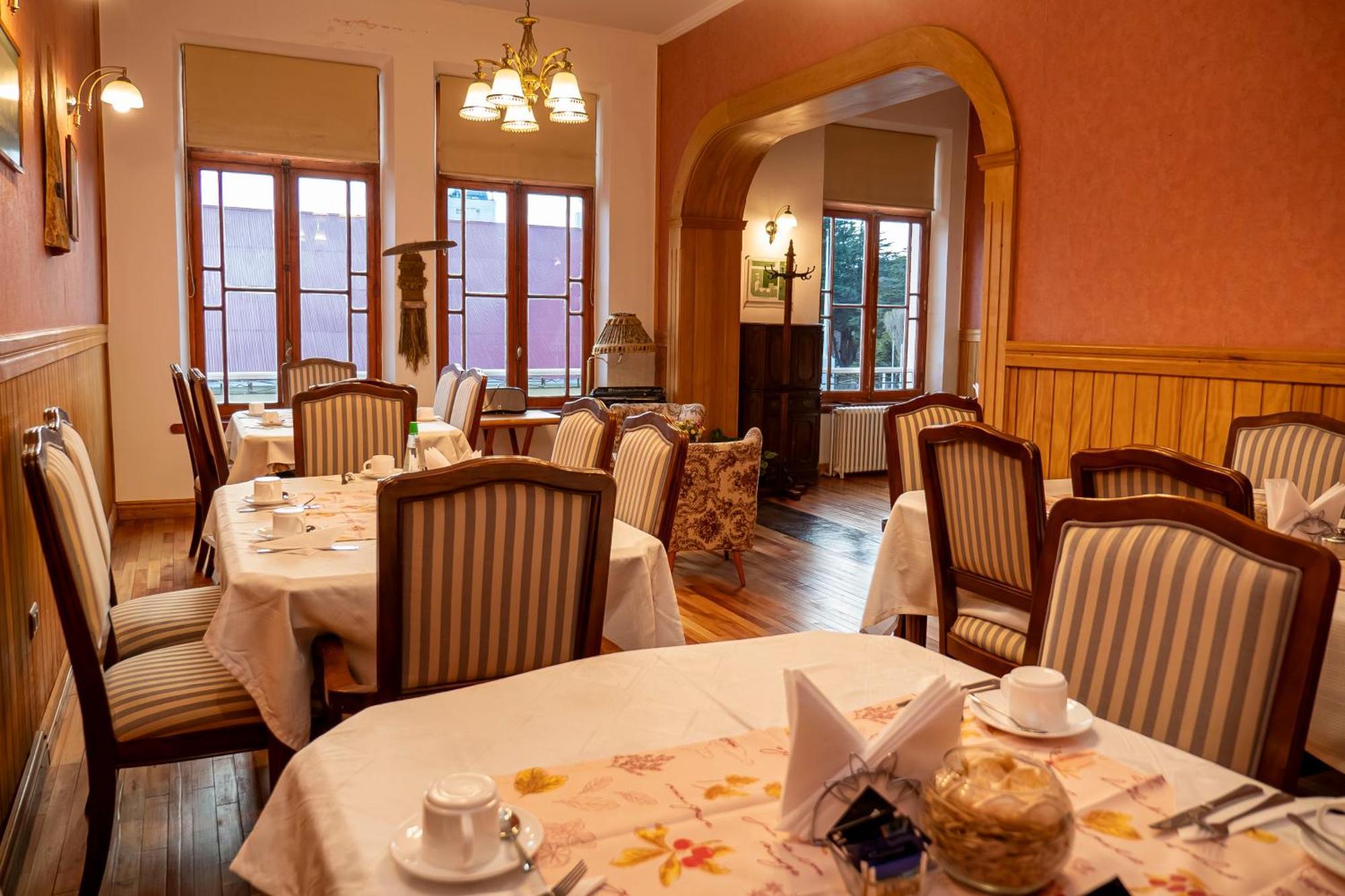 Hotel Plaza Punta Arenas Extérieur photo